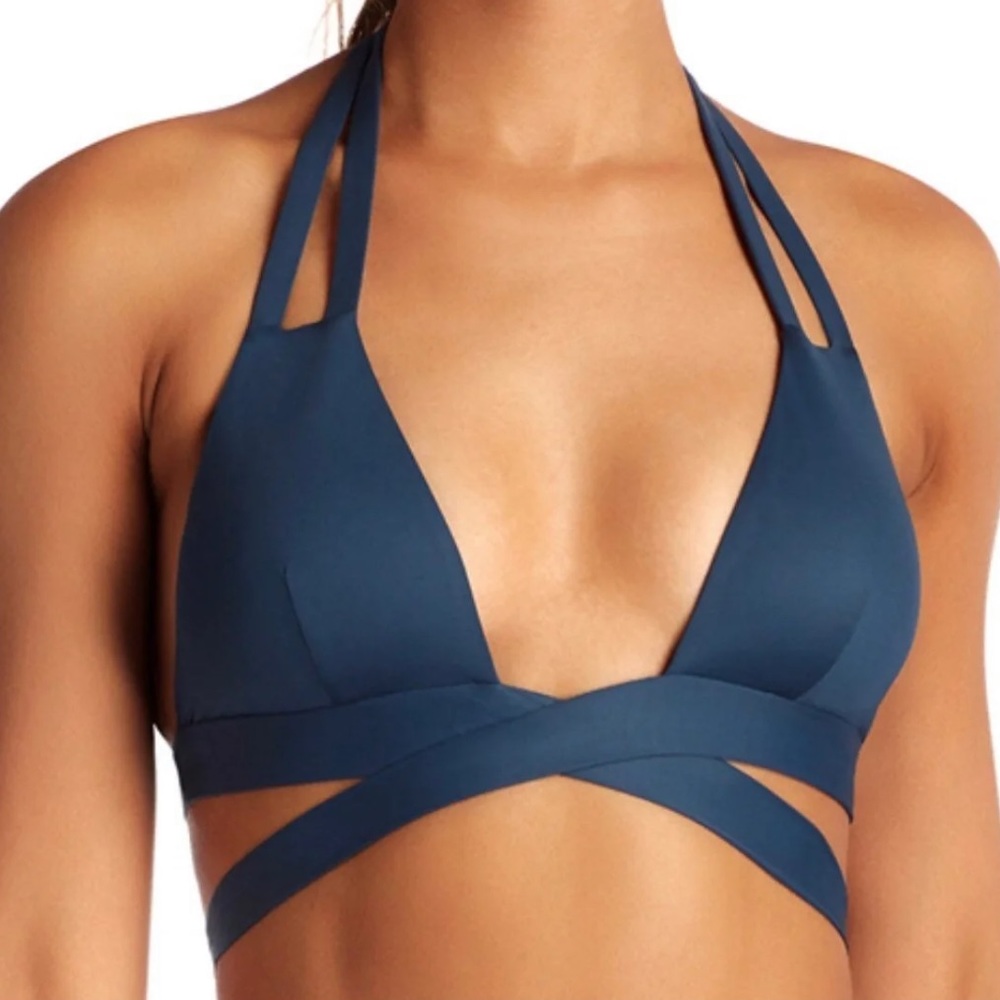 NWT Vitamin A Bikini Top